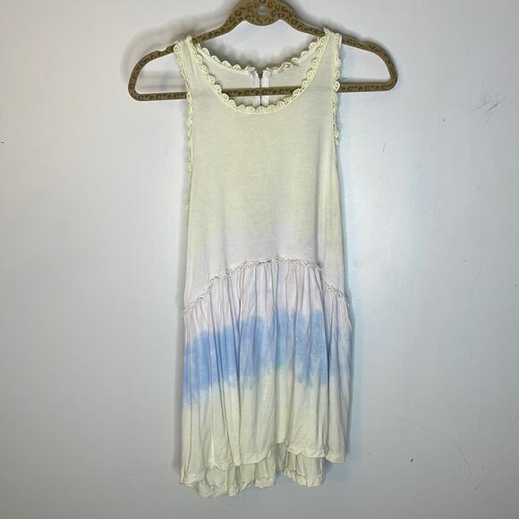 POL Yellow and Blue Toe Dye Babydoll Style Crochet Trim Sleeveless Top Sz MED - Picture 1 of 7